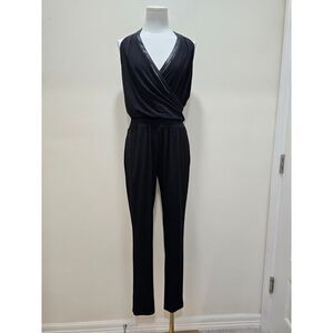 White House Black Market Sleeveless Black Jumpsuit Stretchy V Neck Glam Size 2